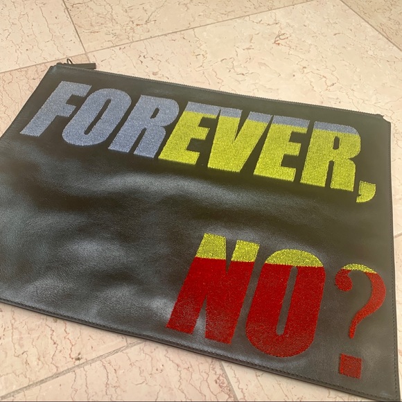 Kenzo Forever No? Oversized Black Textured Clutch - Picture 7 of 8